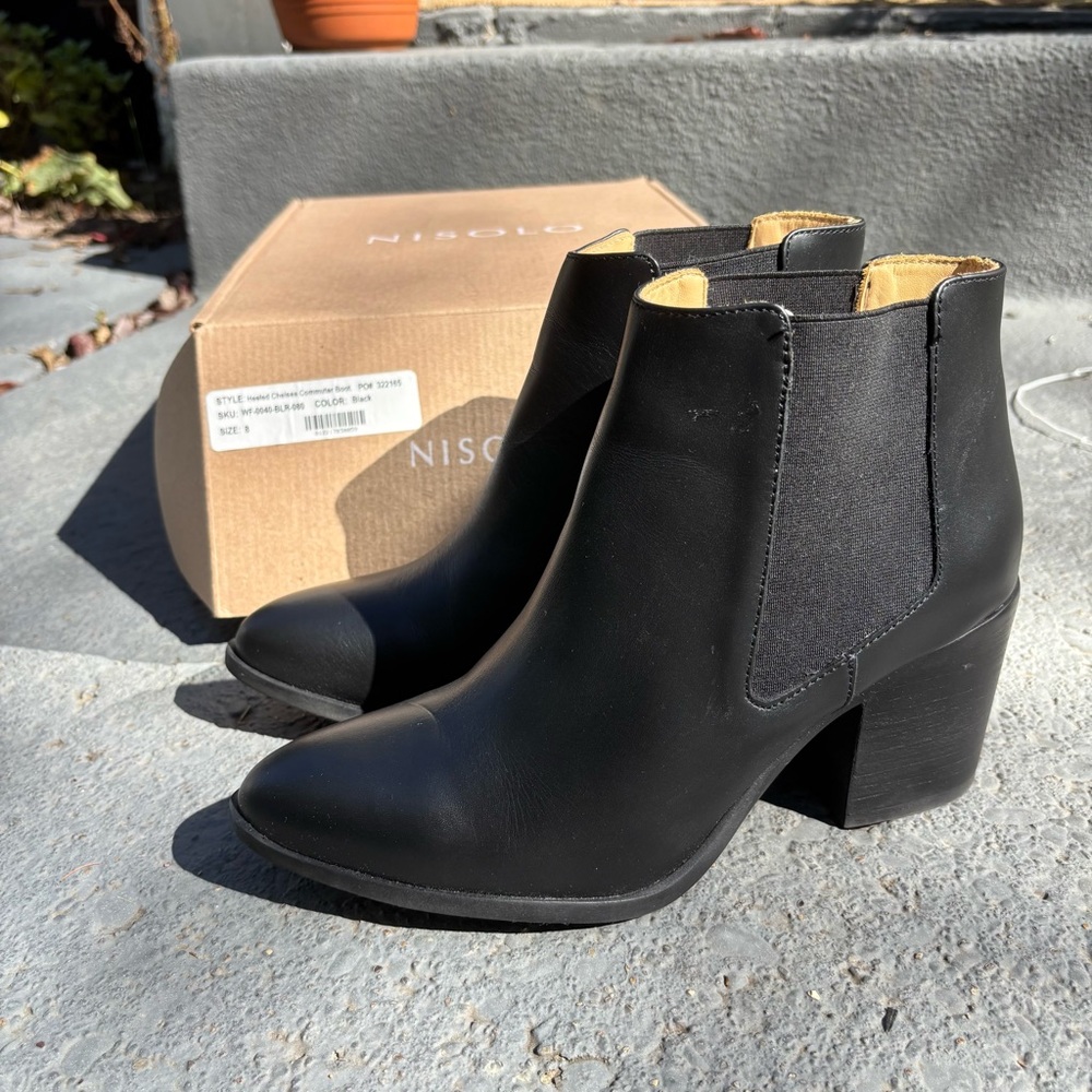 Nisolo Heeled Chelsea Boots